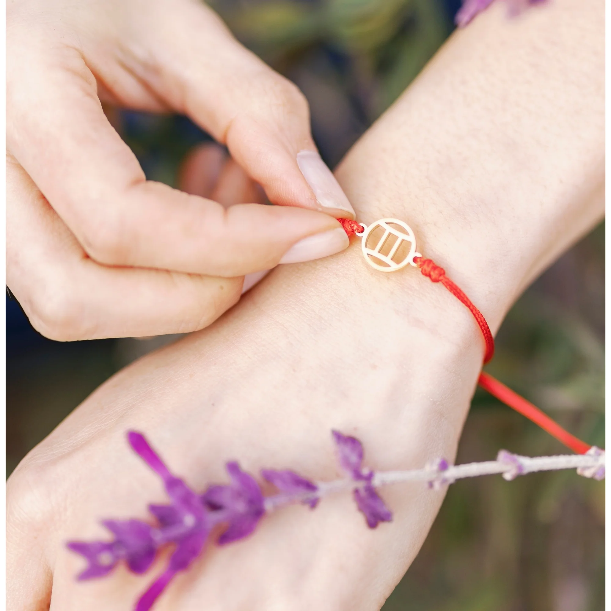 Gemini Zodiac Thread Bracelet - Image 3