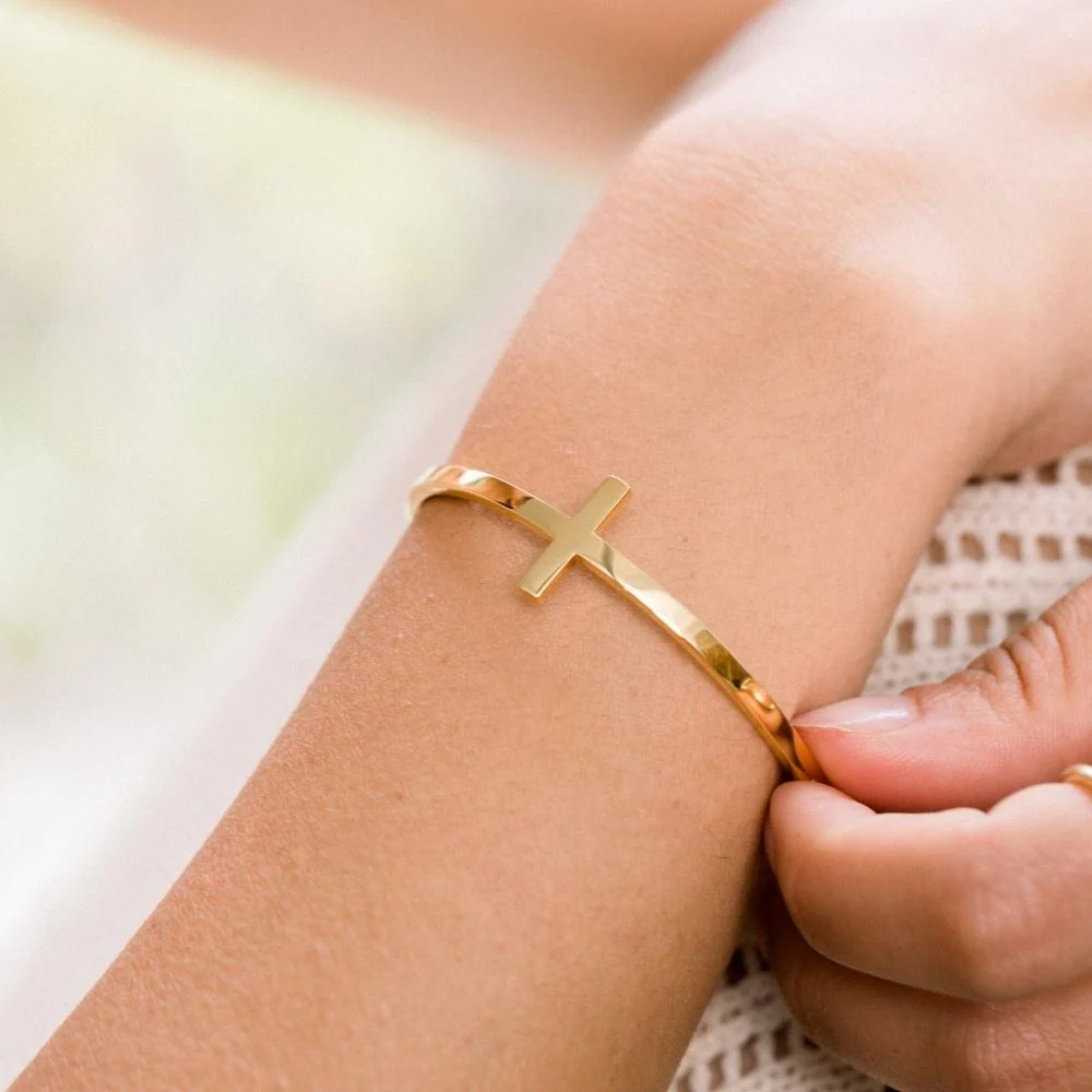 The Cross Bracelet - Image 5